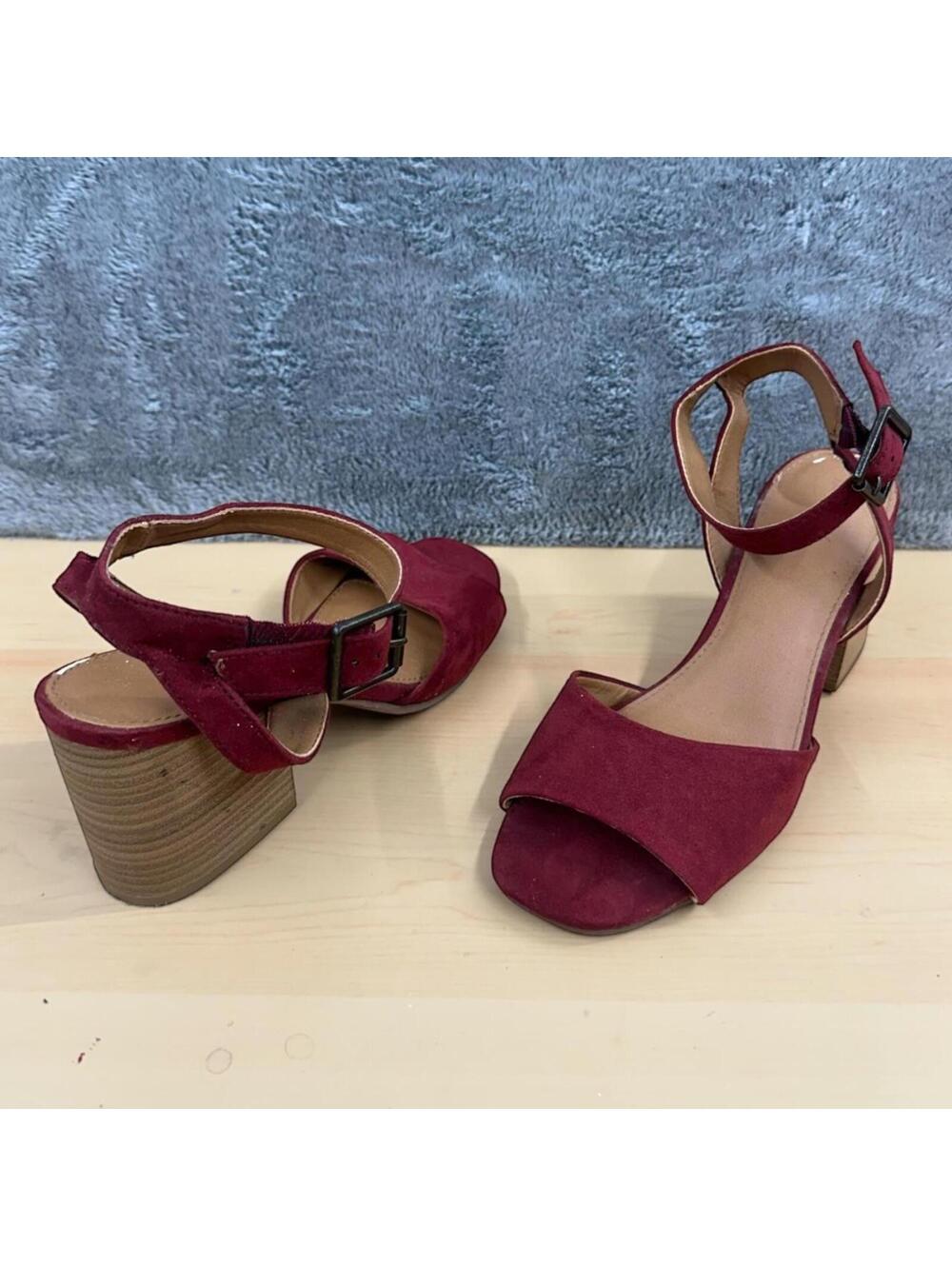 Universal Thread Burgundy Microsuede‎ Heeled Sandals